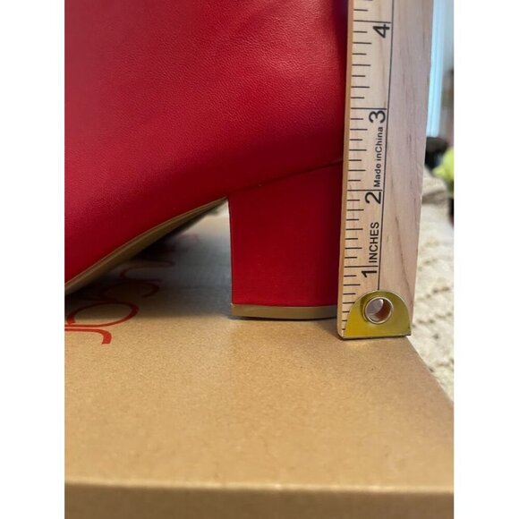 Womens Sugar Red Smooth Wide Width Ankle Boots Size 9W With 2-Inch Block Heel‎ - Picture 2 of 16